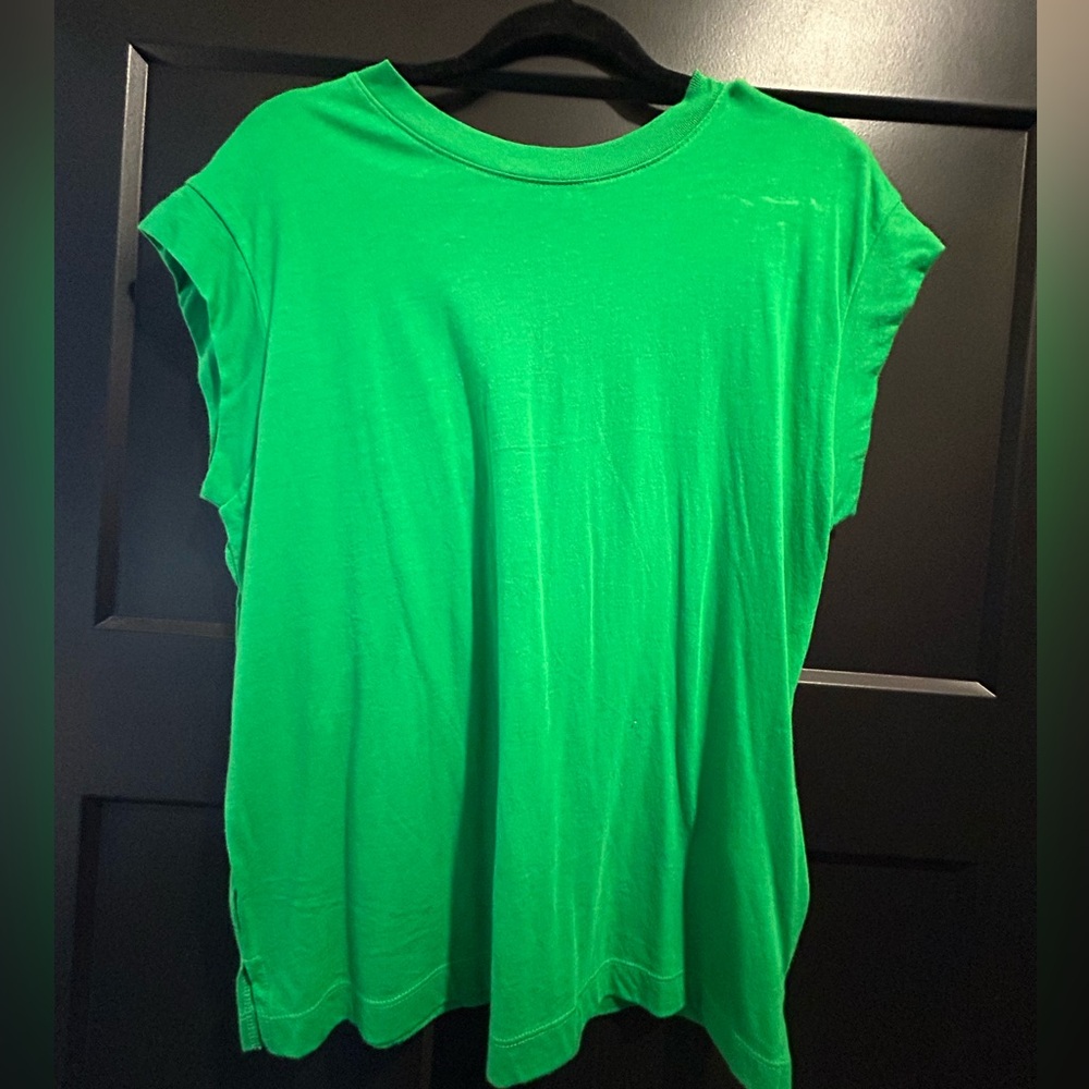 Kelly Green Top